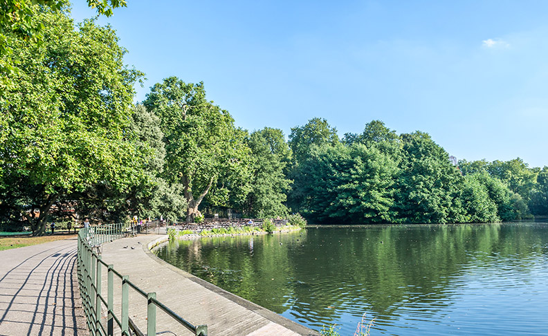 ナインエルムス／バタシー