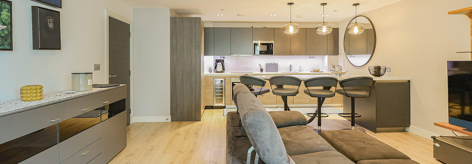 Sovereign Court int - 1