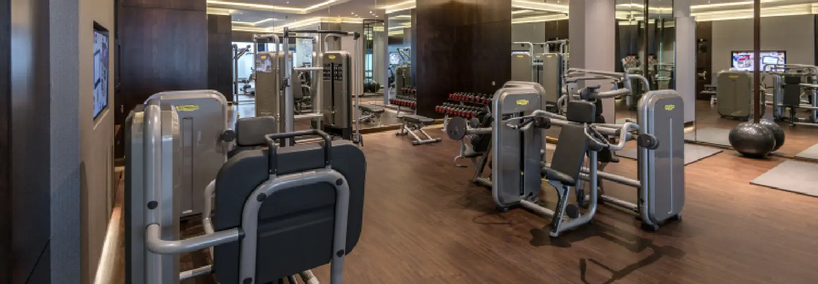 Dickens Yard gym - 7