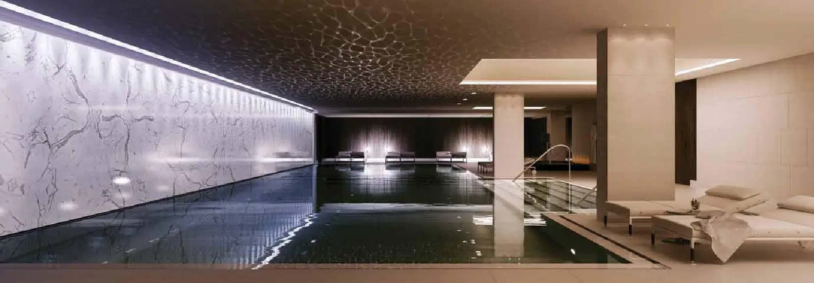 One Tower Bridge - Swimming